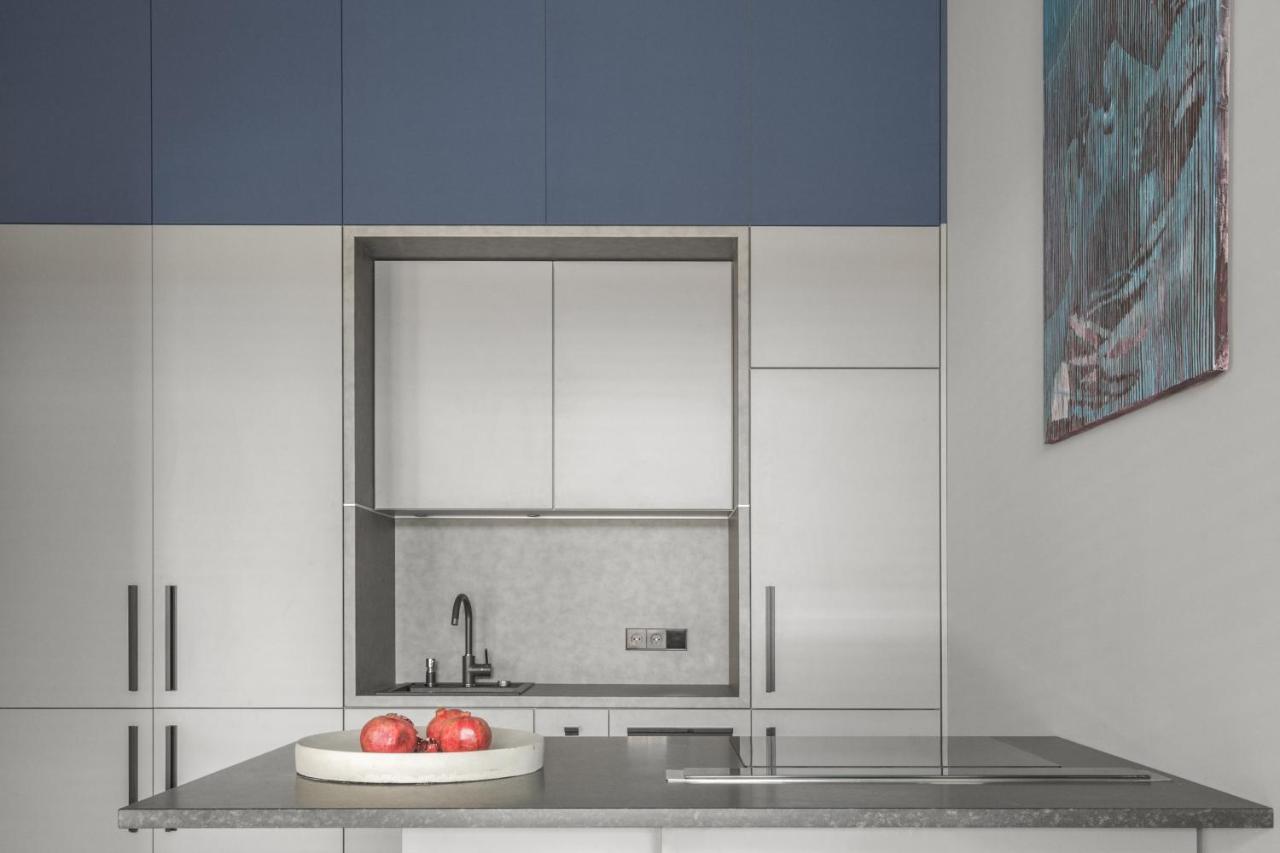 Ivis House Modern Apartment In Vilnius Old Town With Balcony Bagian luar foto
