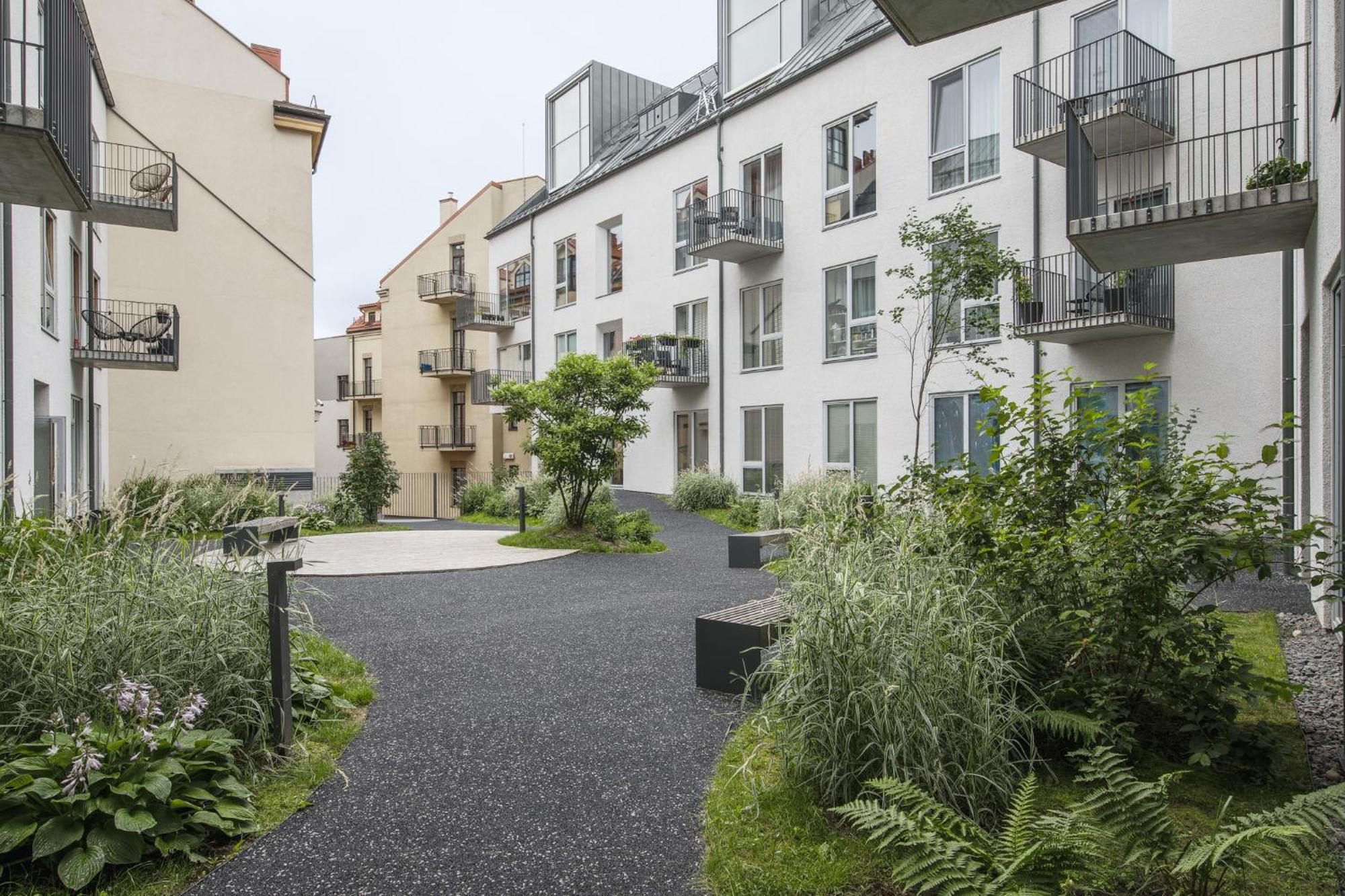 Ivis House Modern Apartment In Vilnius Old Town With Balcony Bagian luar foto